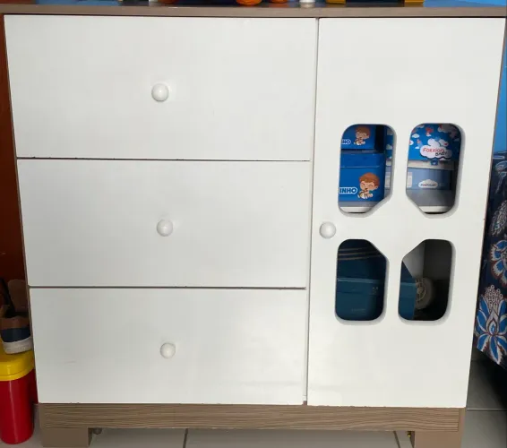 Guarda roupa infantil