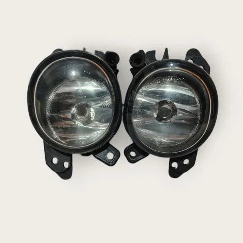 Par farol de milha GLA 200 15/17 E C180. 08/11