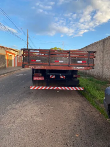 Caminhão D60