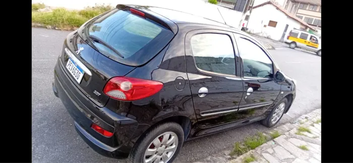 Peugeot 207 XR Sport 1.4 Flex 8V 5P 2012
