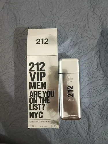 Vendo esse perfume importado