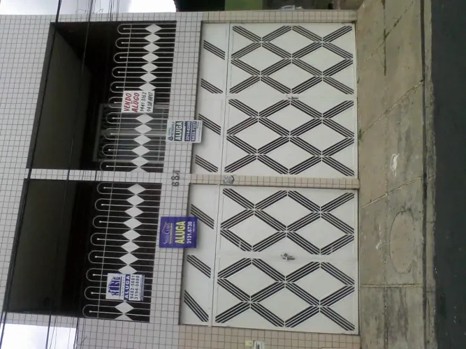 VENDE-SE CASA NO CENTRO