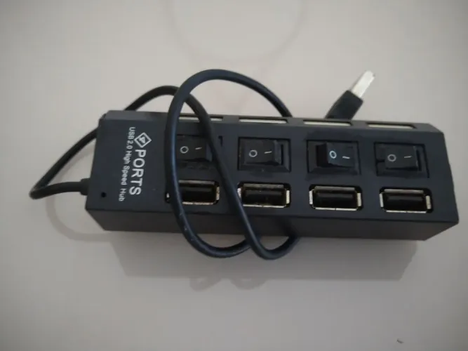 Hub USB 2.0 4 Portas com Interruptores Individuais PC Notebook