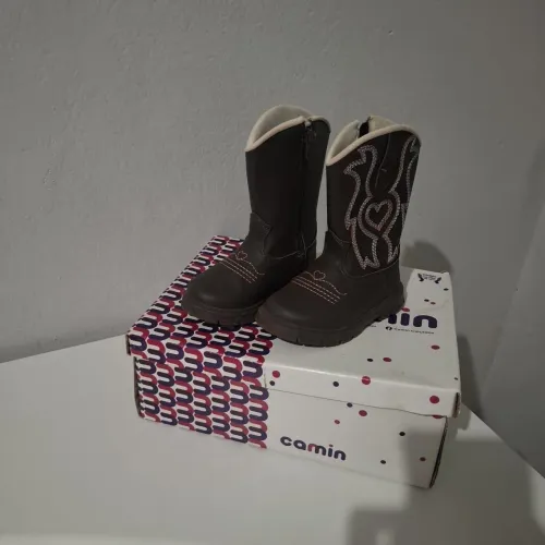 Bota infantil