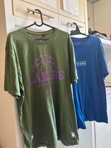 CAMISETA LAKERS