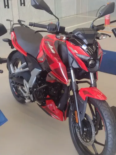 BAJAJ PULSAR N150 0KM