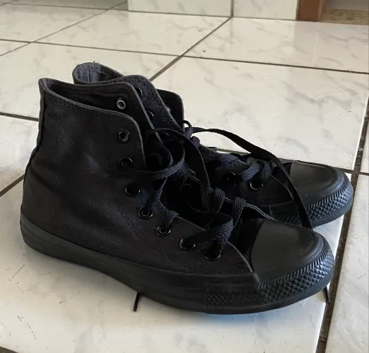 Vendo all star cano alto preto