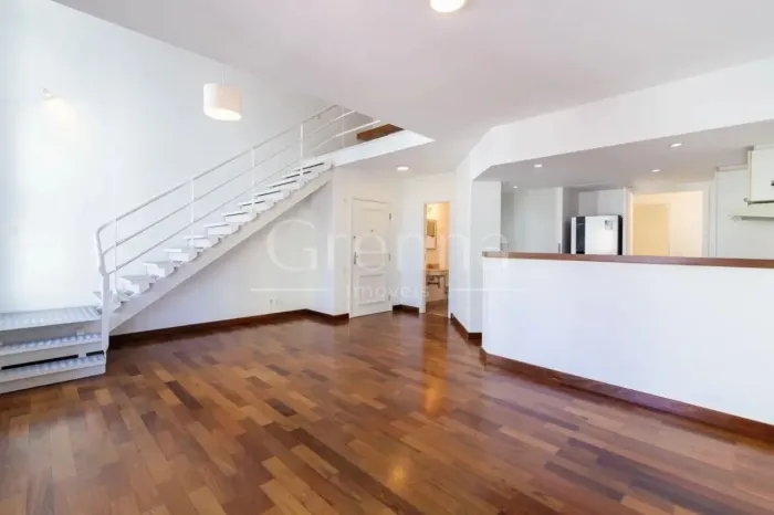 Apartamento duplex com 95m² para locação - Pinheiros-SP.