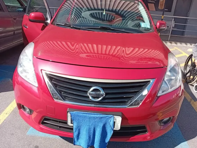 Nissan Versa SL 1.6 16V Flex Fuel 4P Mec. 2013