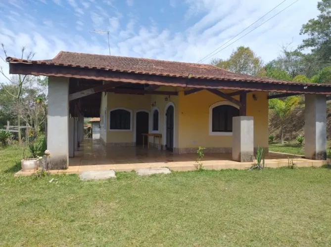 Chácara com 2 dormitórios à venda, 2082 m² por R$ 380.000,00 - Ibiúna/SP