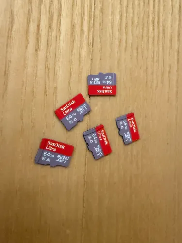 Cartão de memória microSDXC SanDisk Ultra de 64 GB (05 unidades)