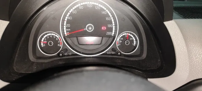 Volkswagen Up! Move 1.0 Total Flex 12V 5P 2015