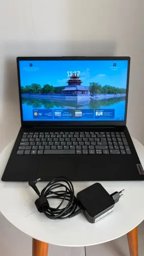 Notebook Lenovo V15 Intel i5 11ª Geração | 16GB RAM | SSD 256GB | Windows 11 Pro