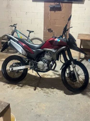 Vendo xre 2011 em ótimo estado