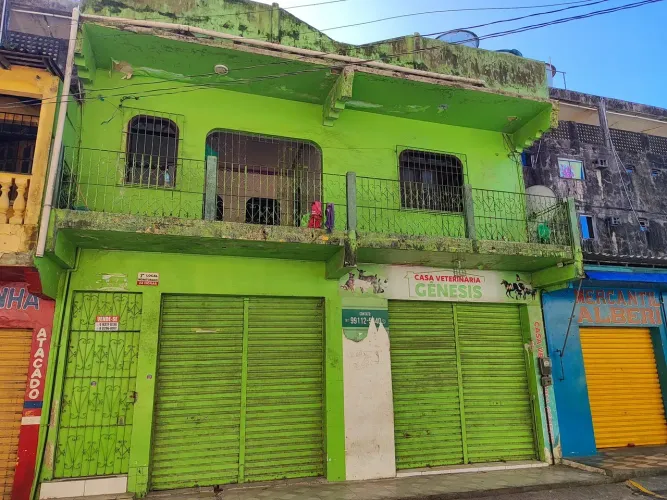 Imóvel para venda possui 140 metros quadrados com 2 quartos em Centro - Bragança - PA