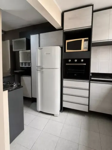 MOINHOS IMOBILIÁRIA aluga apto na Mariland próx. Pedro Ivo