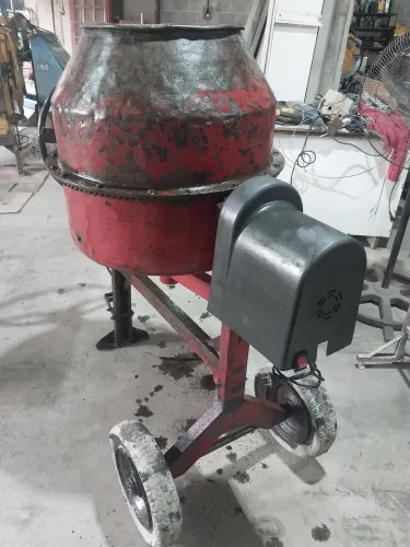 Betoneira motomil 150 litros