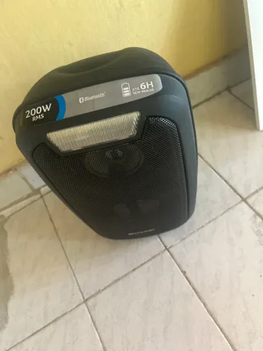 Caixa de som portátil