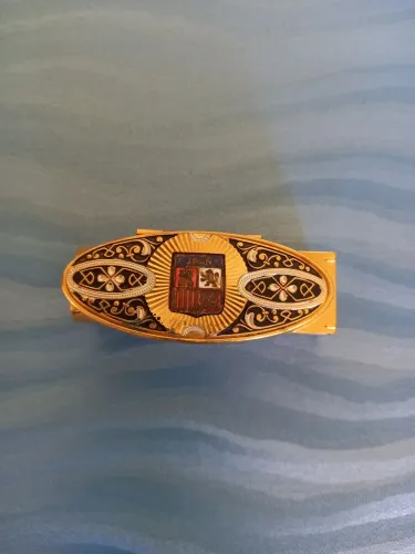 Porta-batom vintage com espelho