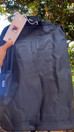 Mochila Fila azul marinho, Nova na etiqueta.