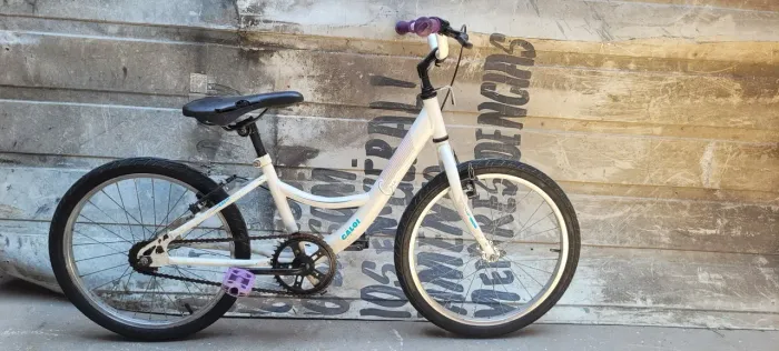 Bicicleta Aro 20 infantil Caloi semi nova