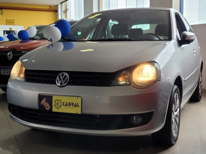 Volkswagen Polo I Motion 1.6 Total Flex 5P 2013