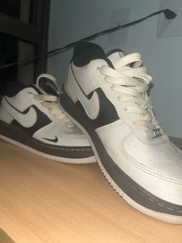 Tênis seminovo Nike