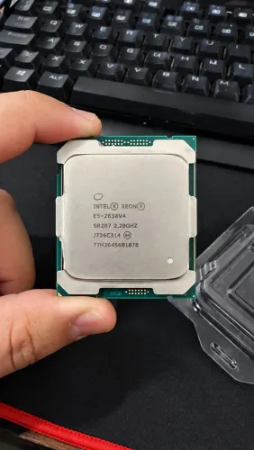 INTEL XEON E5-2630v4
