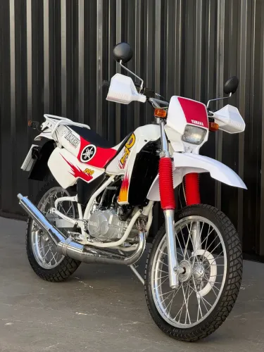 DT 200 BRANCA 1996/1996