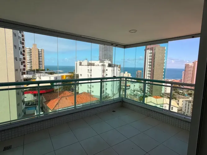 1 Quarto com Vista Mar na Barra | Varanda Gourmet | 60,00 m² | 1 Garagem | Morro Ipiranga