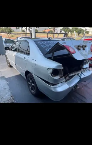 Sucata retirada de peças Toyota Corolla 1.8 gasolina automático 2004/2005 