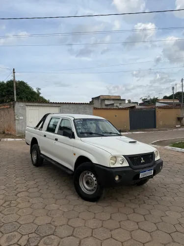 Mitsubishi L200 GL 2.5 4X4 CD Diesel 2009