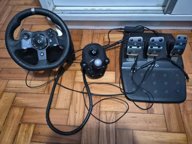 LOGITECH G920 + CÂMBIO NOVO POUCO USADO