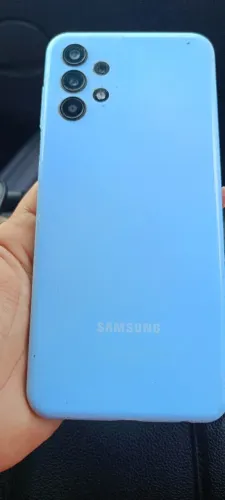 Vendo celular com defeito na tela mas funcionando normalmente