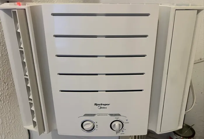 Ar-condicionado de janela 10000 btus 220v