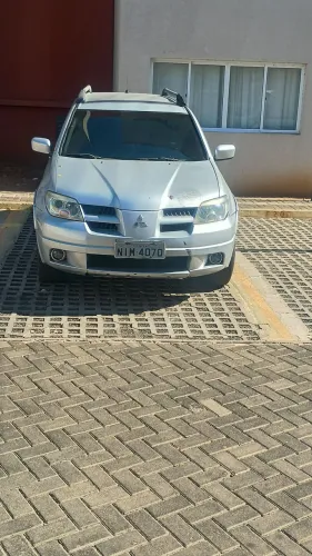 Mitsubishi Airtrek 2.4 16V 163cv/ 136cv 4X4 5P Aut. 2008