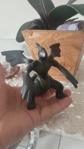 Boneco Pokémon