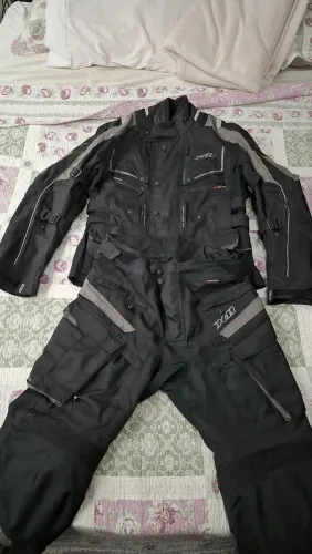 Conjunto Parca X11 TRAVEL 2