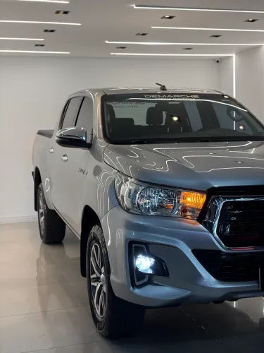 Toyota Hilux CD SRV 4X4 2.8 TDI Diesel Aut. 2019