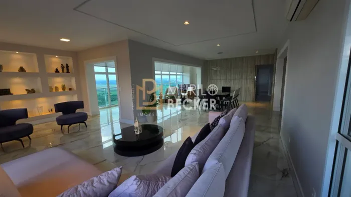 Cobertura Duplex 410 m² | 4 Suítes | Vista Definitiva Serra da Mantiqueira