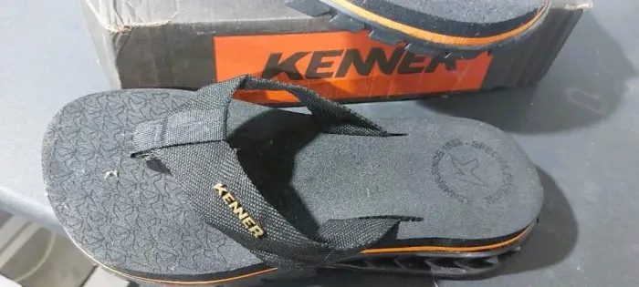 Sandália 1 linha KENNER