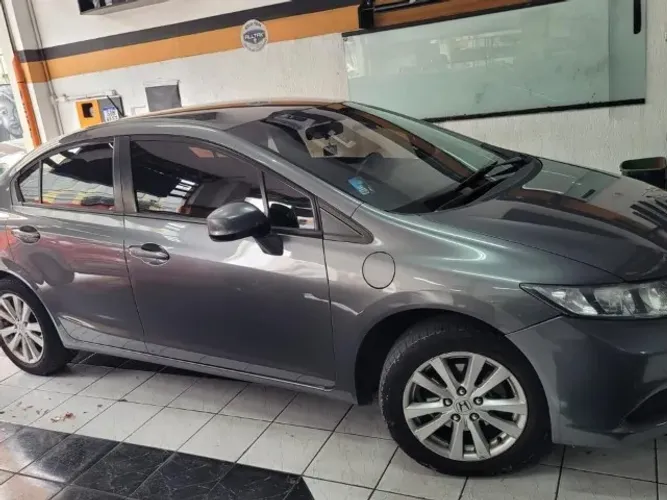 Honda Civic Sedan LXS 1.8/1.8 Flex 16V Aut. 4P 2014