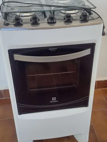 Vendo fogão quatro bocas