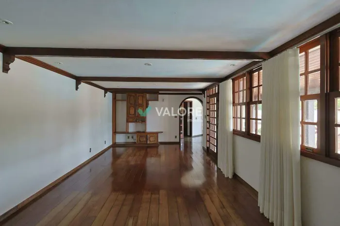 Casa, 6 quartos, a venda no Comiteco