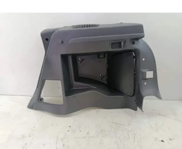 Vendo par de acabamento mala, Corsa Wind 2 p