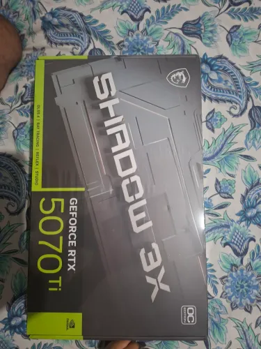 Placa para PC Gamer GEFORCE RTX 5070 Ti 16gb SHADOW 3X
