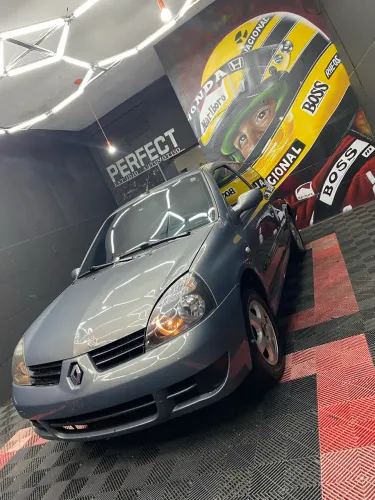 Renault Clio Campus Hi-flex 1.0 16V 3P 2010