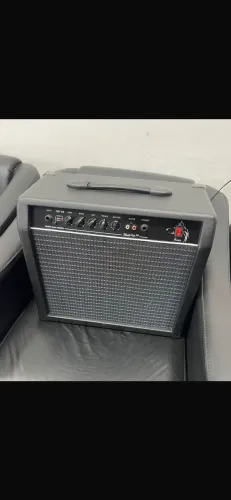 Cubo Tagima 50W semi novo