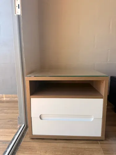 Mesa cabeceira/Criado Mudo Novíssimo!! *