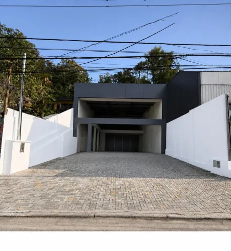 Galpão na Avenida Eliseu de Almeida, 1554 359 m²